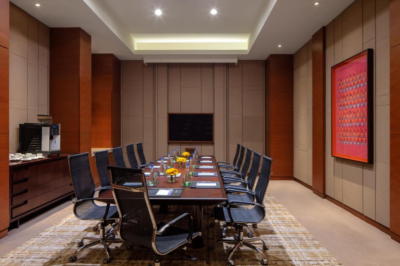 Hyatt Regency Hotel 5*