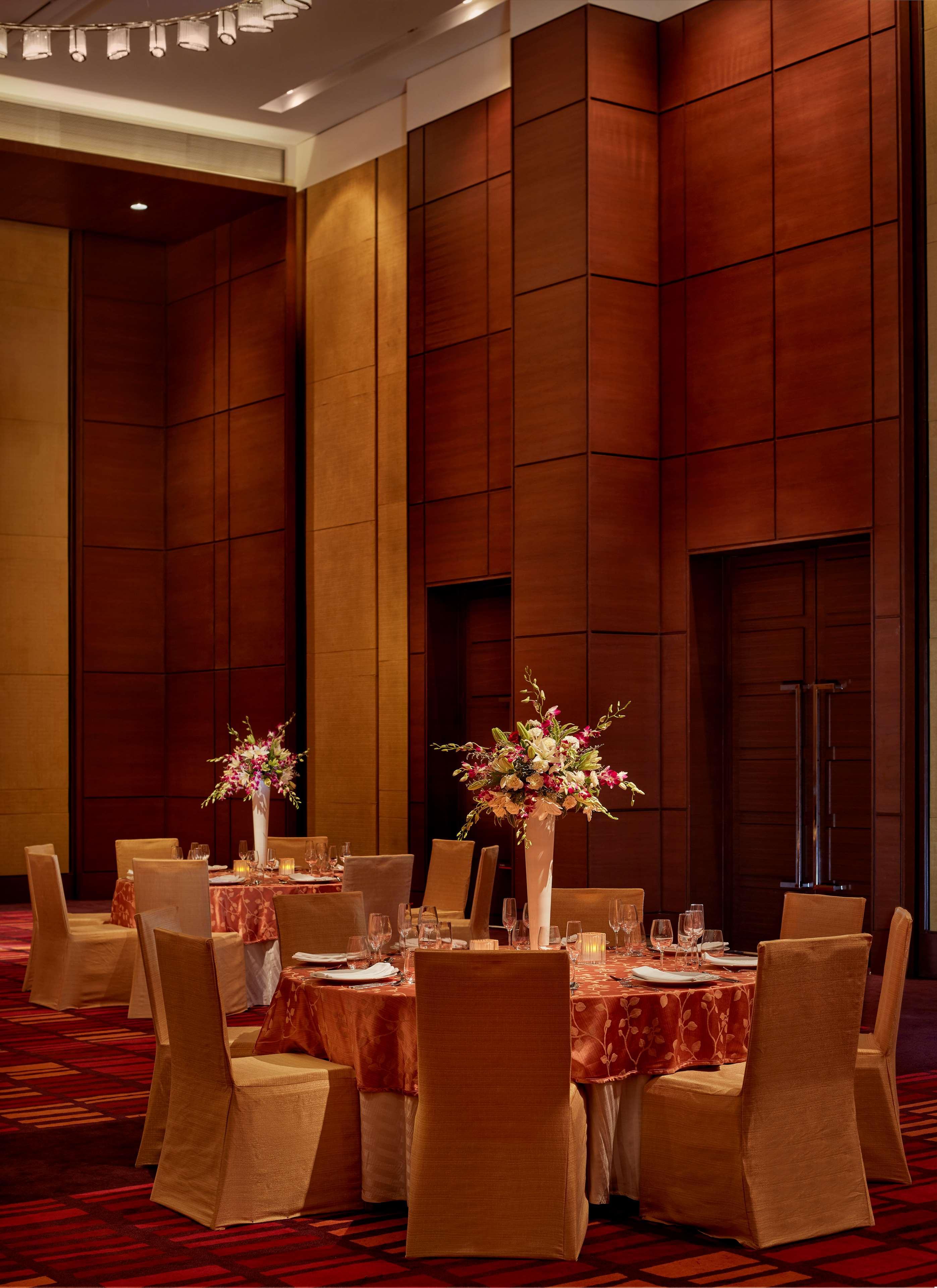 Hyatt Regency 5*