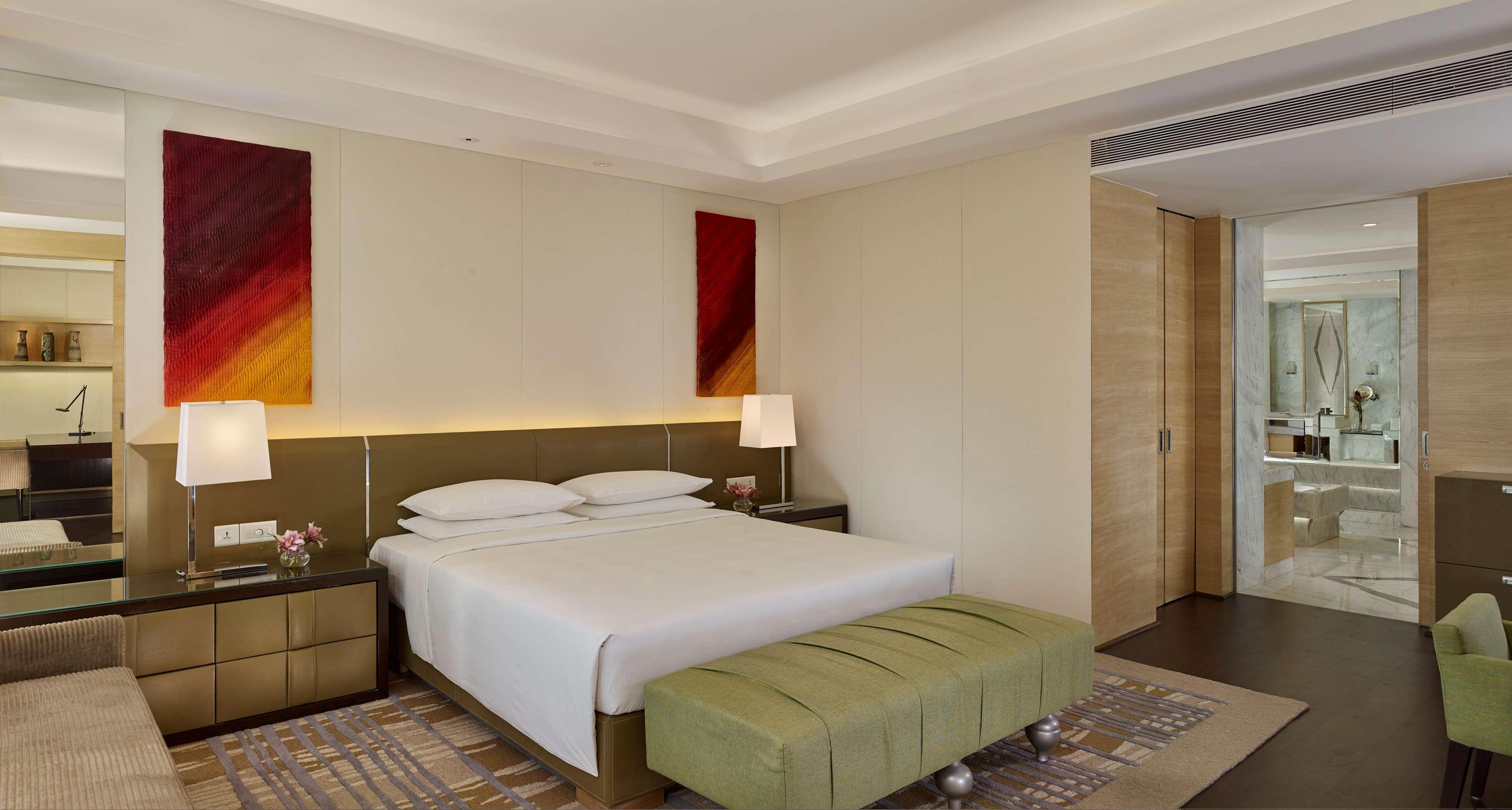 Hyatt Regency Hotel 5*